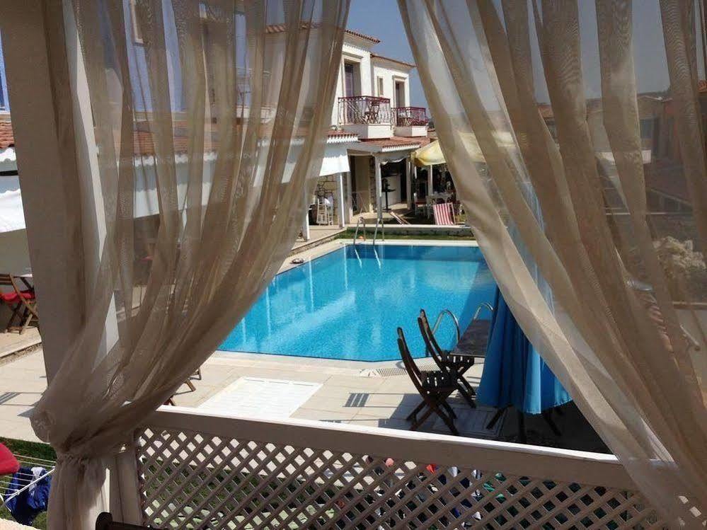 Alacati Alaris Hotel Bagian luar foto