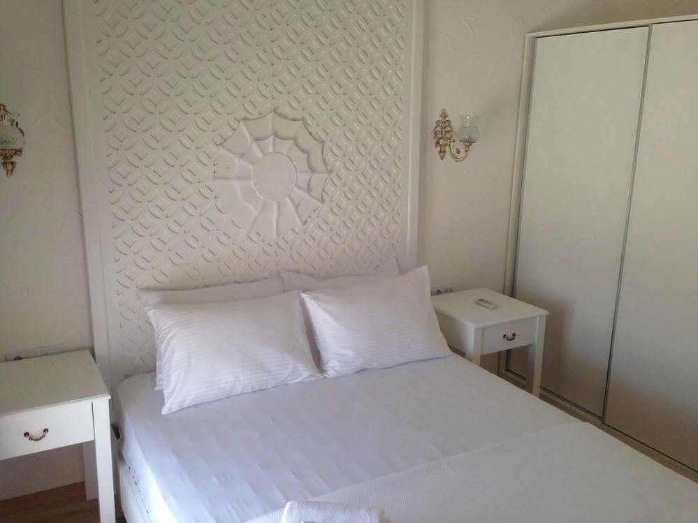 Alacati Alaris Hotel Bagian luar foto